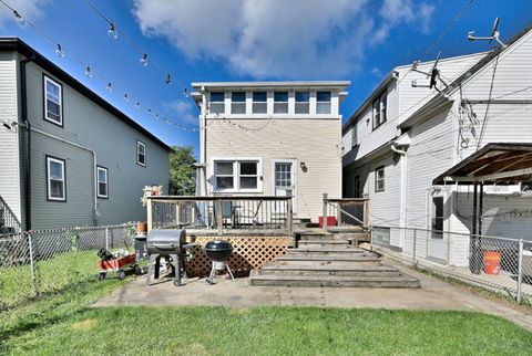 Tiny photo for 1429 Gunderson Avenue, Berwyn, IL 60402 (MLS # 12469585)