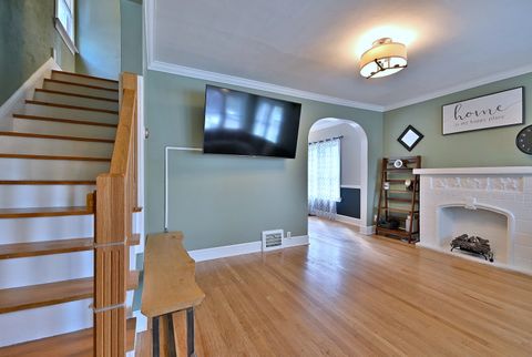 Tiny photo for 1429 Gunderson Avenue, Berwyn, IL 60402 (MLS # 12469585)