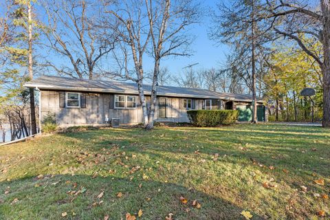 A home in South Elgin