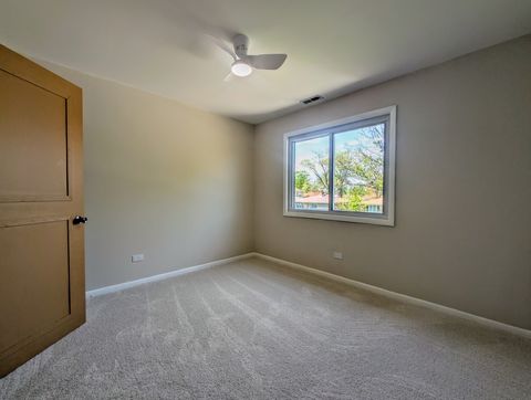 Tiny photo for 235 E manchester Drive, Wheeling, IL 60090 (MLS # 12572329)