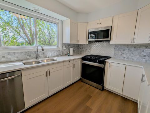 Tiny photo for 235 E manchester Drive, Wheeling, IL 60090 (MLS # 12572329)