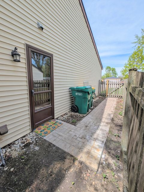 Tiny photo for 235 E manchester Drive, Wheeling, IL 60090 (MLS # 12572329)
