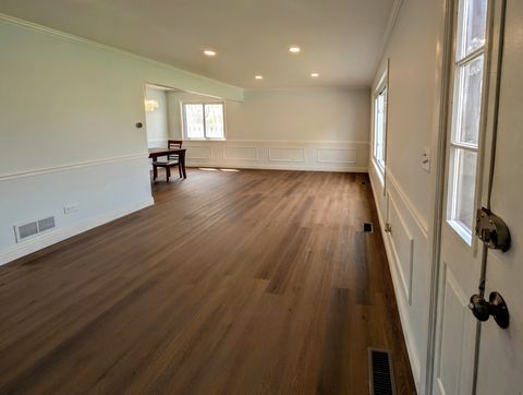 Tiny photo for 235 E manchester Drive, Wheeling, IL 60090 (MLS # 12572329)