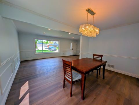 Tiny photo for 235 E manchester Drive, Wheeling, IL 60090 (MLS # 12572329)