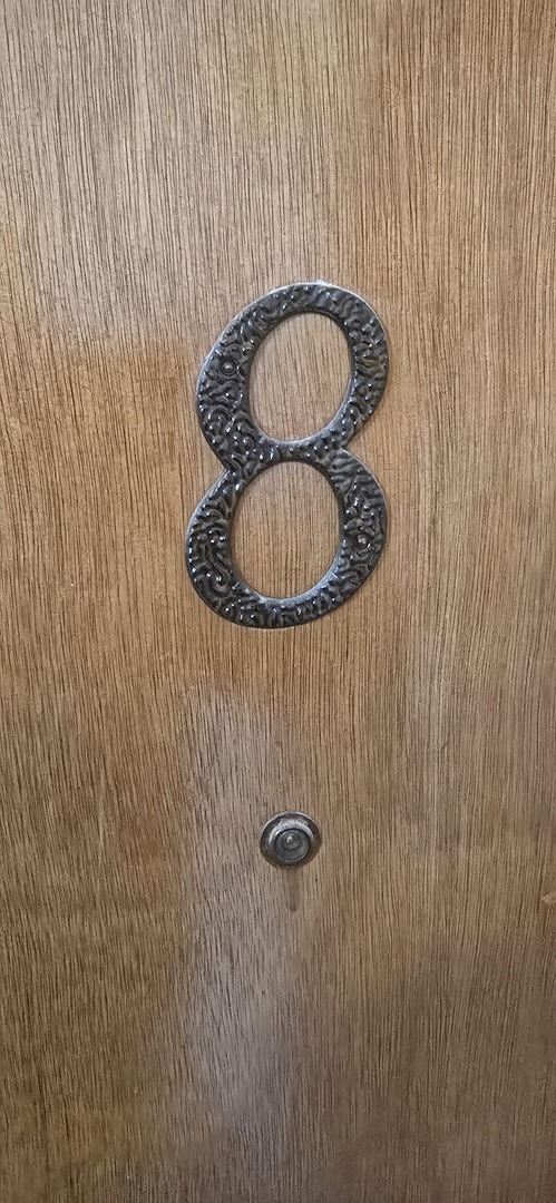 318 W Naperville Road 8