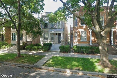 2512 N Mozart Street Chicago IL 60647
