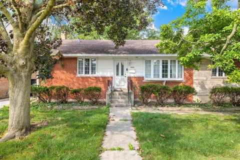 Photo of 17606 N Burnham Avenue, Lansing, IL 60438 (MLS # 12763590)