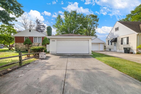 Tiny photo for 17606 N Burnham Avenue, Lansing, IL 60438 (MLS # 12763590)