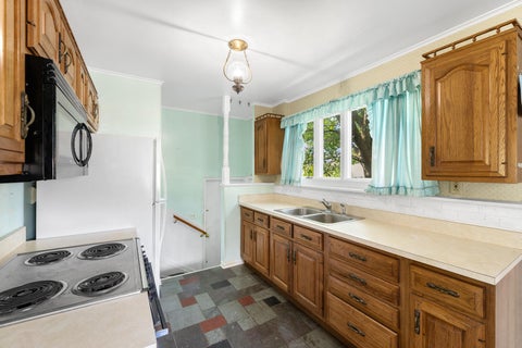 Tiny photo for 17606 N Burnham Avenue, Lansing, IL 60438 (MLS # 12763590)