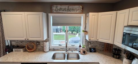 Tiny photo for 700 Susan Street, Sycamore, IL 60178 (MLS # 12493586)
