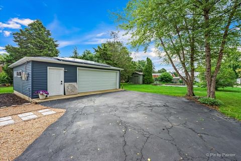 Tiny photo for 51 W Harrison Road, Lombard, IL 60148 (MLS # 12668186)