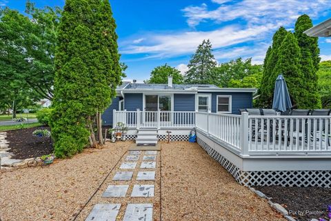 Tiny photo for 51 W Harrison Road, Lombard, IL 60148 (MLS # 12668186)