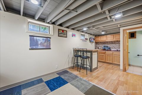 Tiny photo for 51 W Harrison Road, Lombard, IL 60148 (MLS # 12668186)
