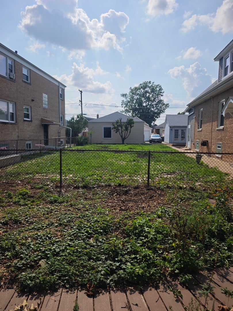 2922 N 75TH Court