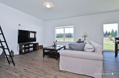Tiny photo for 2490 Olivia Court, Wauconda, IL 60084 (MLS # 12483161)