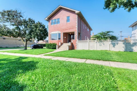Tiny photo for 1400 N 22ND Avenue, Melrose Park, IL 60160 (MLS # 12741150)