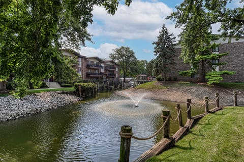 Tiny photo for 13913 James Drive #1015, Crestwood, IL 60418 (MLS # 12717750)