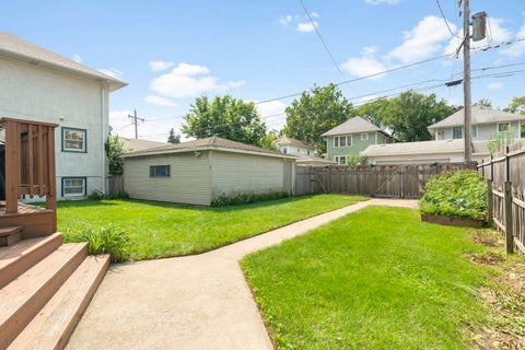 Tiny photo for 819 Wenonah Avenue, Oak Park, IL 60304 (MLS # 12749097)