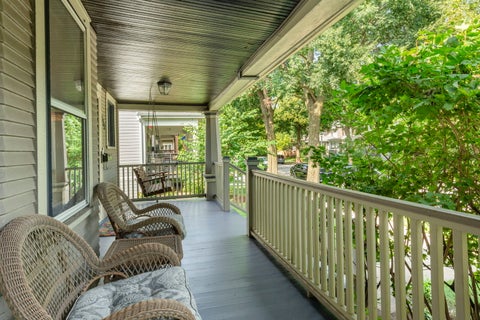 Tiny photo for 819 Wenonah Avenue, Oak Park, IL 60304 (MLS # 12749097)