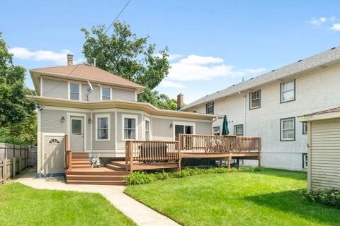 Tiny photo for 819 Wenonah Avenue, Oak Park, IL 60304 (MLS # 12749097)