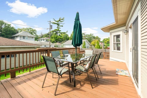 Tiny photo for 819 Wenonah Avenue, Oak Park, IL 60304 (MLS # 12749097)