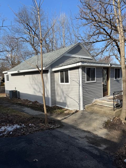 Tiny photo for 26300 N Maple Avenue, Mundelein, IL 60060 (MLS # 12560140)