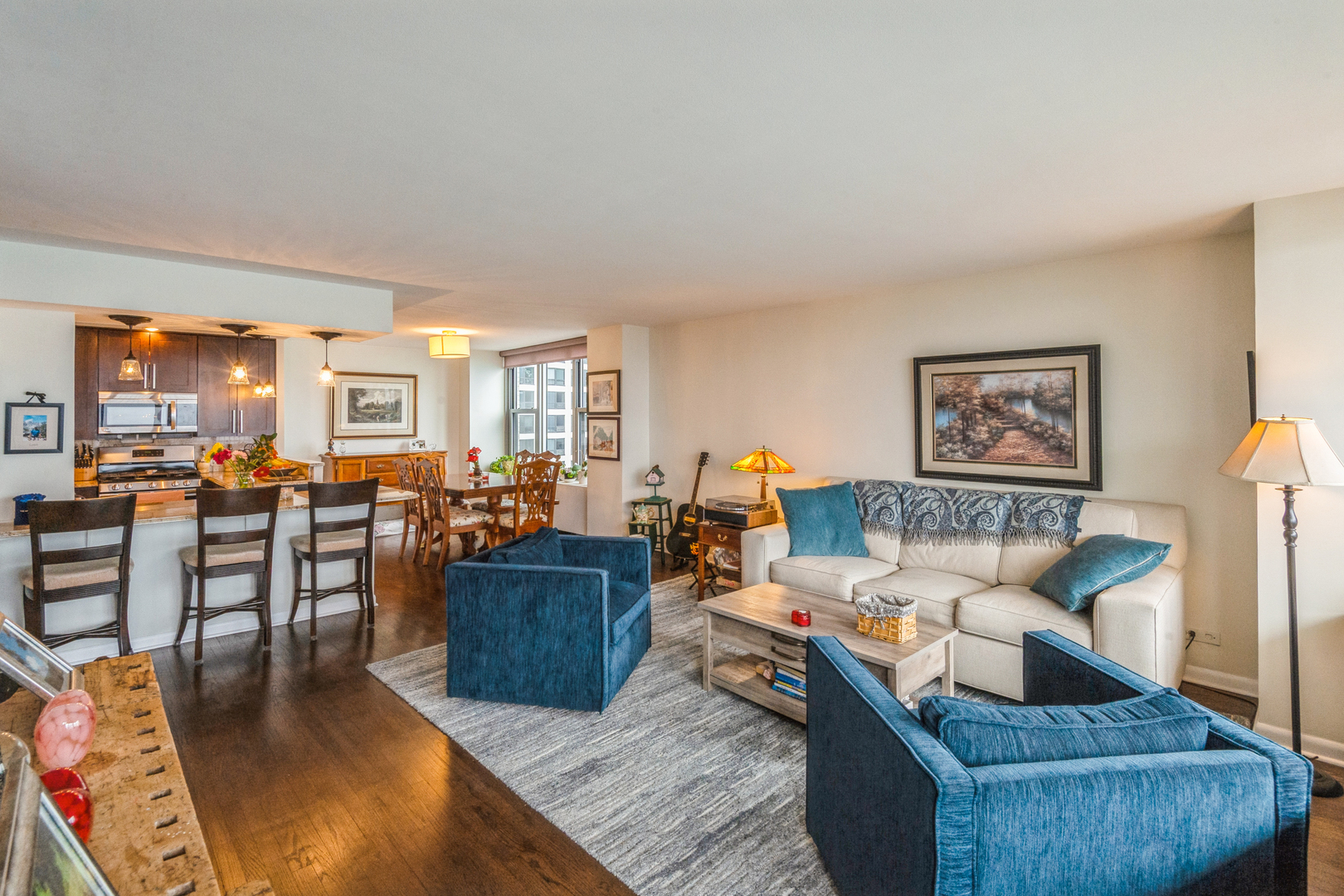 400 E RANDOLPH Street 3209