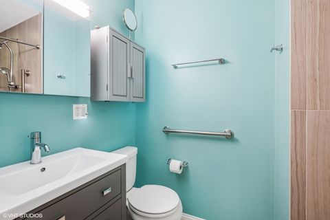 Tiny photo for 319 E Huntington Lane, Elmhurst, IL 60126 (MLS # 12423828)