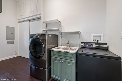 Tiny photo for 319 E Huntington Lane, Elmhurst, IL 60126 (MLS # 12423828)