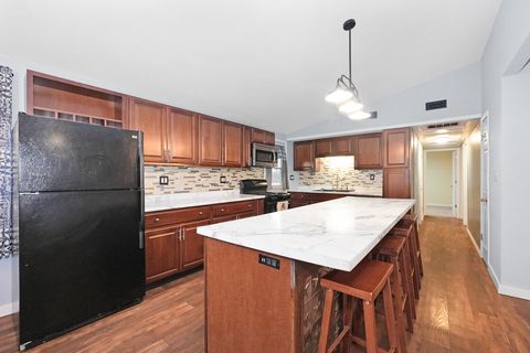 Tiny photo for 1915 E Clark Street, Diamond, IL 60416 (MLS # 12443920)