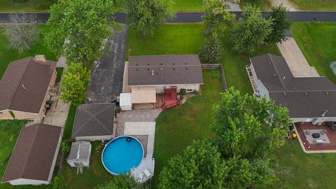 Tiny photo for 1915 E Clark Street, Diamond, IL 60416 (MLS # 12443920)