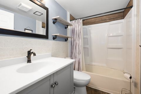 Tiny photo for 1915 E Clark Street, Diamond, IL 60416 (MLS # 12443920)