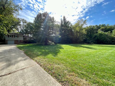 Tiny photo for 5596 Aspen Drive, St. Anne, IL 60964 (MLS # 12493183)