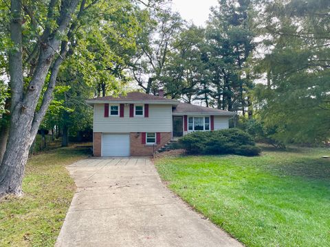 Photo of 5596 Aspen Drive, St. Anne, IL 60964 (MLS # 12493183)