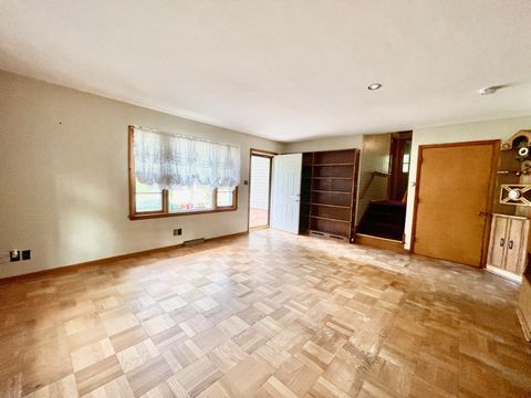 Tiny photo for 5596 Aspen Drive, St. Anne, IL 60964 (MLS # 12493183)
