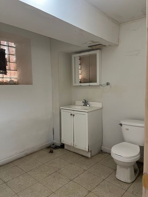 Tiny photo for 7811 S Wabash Avenue, Chicago, IL 60619 (MLS # 12615209)