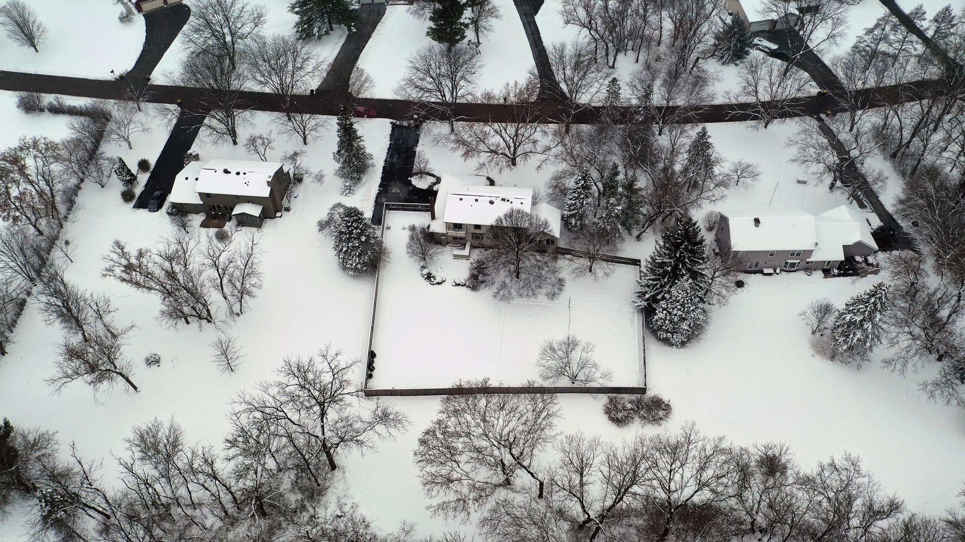 3901 Weathervane Lane