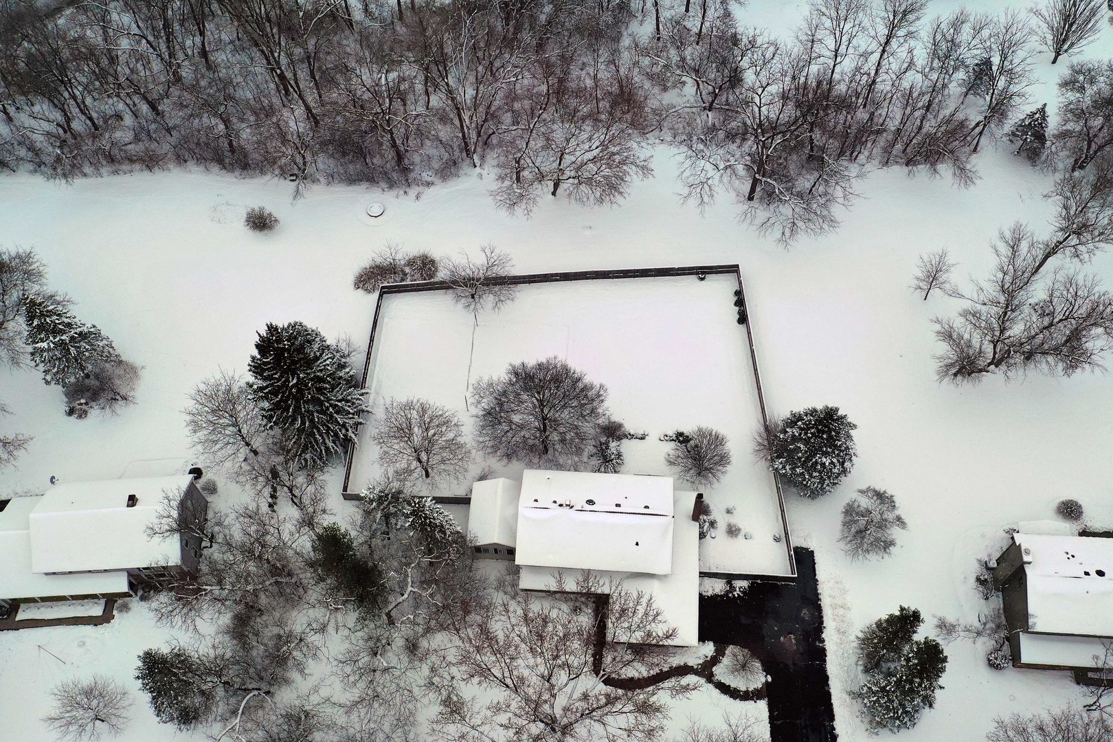 3901 Weathervane Lane