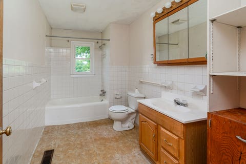 Tiny photo for 6793 Giant City Road, Carbondale, IL 62902 (MLS # 12735036)