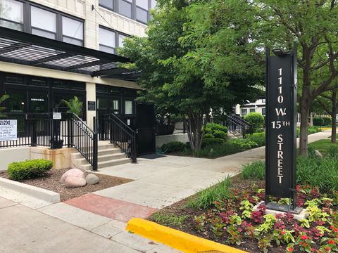1110 W 15th Street 228 Chicago IL 60608