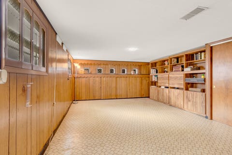 Tiny photo for 5425 Drury Lane, Oak Lawn, IL 60453 (MLS # 12682824)