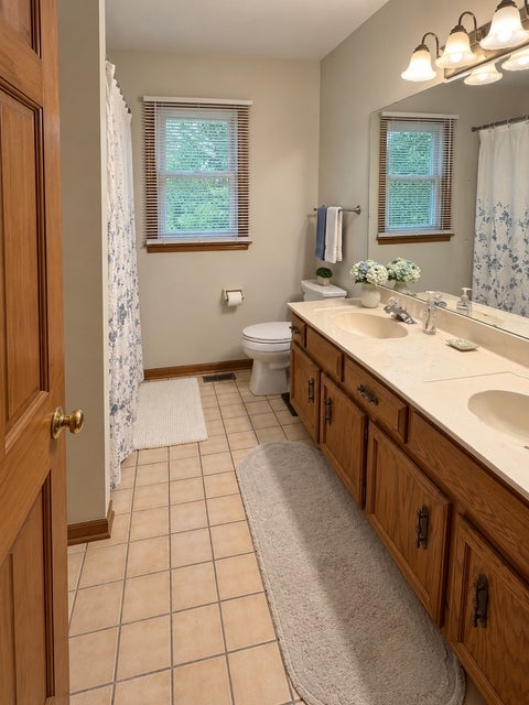 Tiny photo for 108 Nottingham Drive, Oswego, IL 60543 (MLS # 12765638)