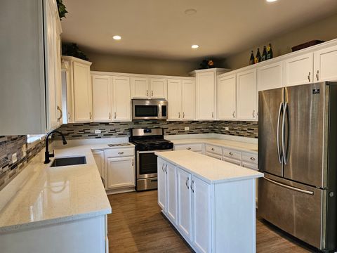 Tiny photo for 2305 Hudson Circle, Aurora, IL 60502 (MLS # 12478884)