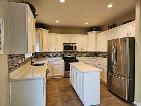 Tiny photo for 2305 Hudson Circle, Aurora, IL 60502 (MLS # 12478884)