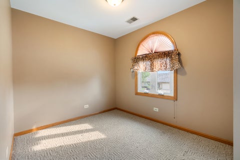 Tiny photo for 15020 Landings Lane, Oak Forest, IL 60452 (MLS # 12757967)