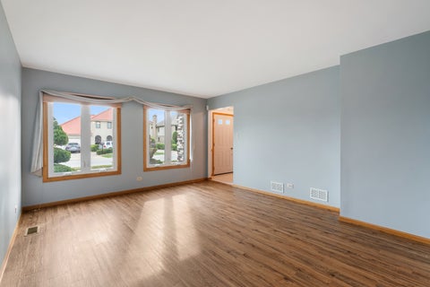 Tiny photo for 15020 Landings Lane, Oak Forest, IL 60452 (MLS # 12757967)