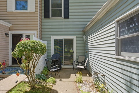 Tiny photo for 2938 Archer Drive #14, East Moline, IL 61244 (MLS # 12654481)