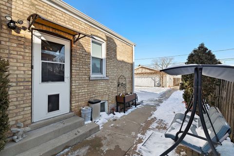 Tiny photo for 4117 N Osceola Avenue, Norridge, IL 60706 (MLS # 12557218)