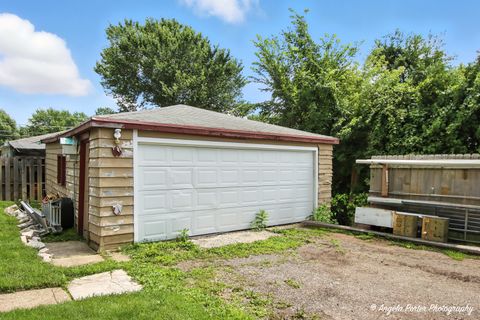 Tiny photo for 42517 N Poplar Street, Antioch, IL 60002 (MLS # 12417255)