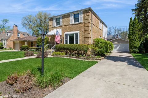 A home in Park Ridge